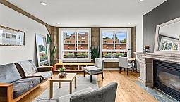 Yaletown Heritage Loft Perfection