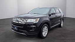 Ford Explorer Xlt Awd V6 Tout Equipé Mags 18 7 Passagers Interie
