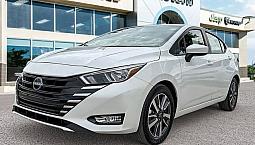 2025 Nissan Versa | Heated Front Bucket Seats | Illuminated