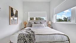 2 Bedrooms Apartment For Rent - 1110 & 1112 Mccallum Road