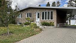 $618,000 - Bungalow For Sale In Brossard