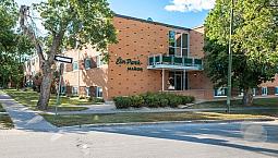 295 Midwinter Ave- 1 Bedroom