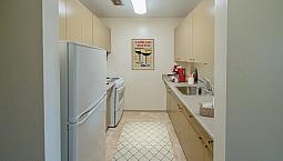 Selkirk - Bachelor Suite Available