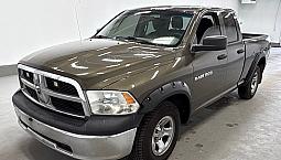 2012 Dodge Ram Sxt Quadecab 4X4 Clean Truck-4.7Lv8 Magnum Engine