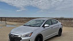2020 Hyundai Elantra Essential