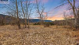 1220 37Th Street Castlegar, British Columbia
