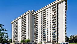 2 Bedroom 1.5 Bathrooms Apartment For Rent In Toronto - 25 St. D