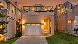 Modern 2 Storey 3 Bed 3 Bath Bankview Air Bnb Friendly Home