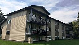 Amazing 2 Bedroom  Apartment On Quiet Close!!