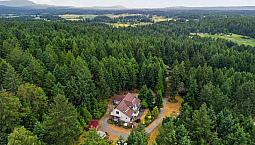 Exceptional 5.76-Acre, 3 Bed/3 Bath Country Estate