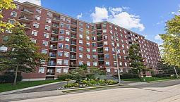 William Apartments - 2 Bdrm Available At 55 William Street East,