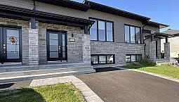 345 000$ - Maison En Rangée / De Ville À Vendre À Lévis
