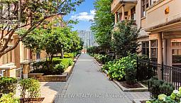 109 - 320 City Centre Drive Mississauga (City Centre), Ontario