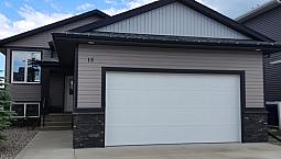 Beautiful 3 Bedroom Main Floor In Blackfalds!