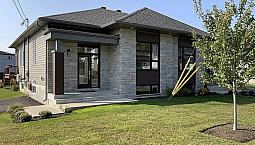 419 000$ - Jumelé À Vendre À Cowansville