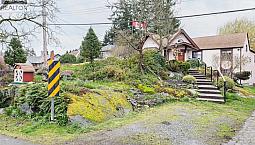 745 Middleton St Saanich, British Columbia