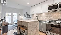 146 545 E 2nd Street North Vancouver, British Columbia