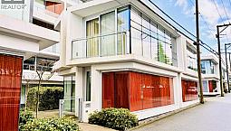 759 W 41St Avenue Vancouver, British Columbia