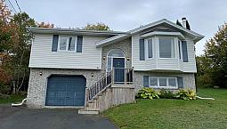 Ashdale ~ Charming 3 Bedroom Split Entry Home In Timberlea!