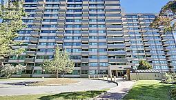 704 - 555 Brittany Drive Ottawa, Ontario