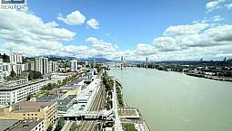 2103 660 Quayside Drive New Westminster, British Columbia