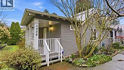 1558 Bowser Avenue North Vancouver, British Columbia