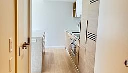 Spacious One Bedroom In English Bay
