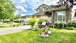 16072 96A Avenue Surrey, British Columbia