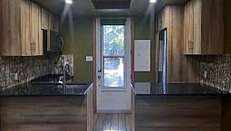Coachouse Studio Apartment For Rent In Toronto