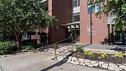 617 340 Waterfront Drive Winnipeg, Manitoba