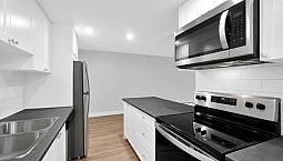 2 Bedroom Apartment For Rent - 535 & 555 Shaw Avenue