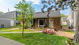 Affordable Townhome In Lower Mission!