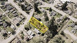 4817 Dunbar St Port Alberni, British Columbia