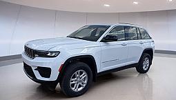 2025 Jeep Grand Cherokee Laredo 4x4 Laredo