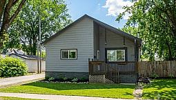Well-Maintained 4Bdrm Bng W/ Fully Insulated & Heated Dbl Garage