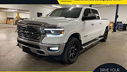 2020 Ram 1500 Laramie 6 Pass Eco-diesel Heated Seats/wheel