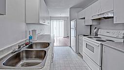 1 Bed X 1 Bath Apartment For Rent On 92Nd Avenue | $1290.00