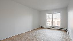 4 1/2 4.5, 2,chambres,bedrooms,louer, Cartierville, Metro Sauvé