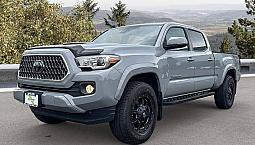 2018 Toyota Tacoma Sr5 | Tonneau Cover | Navigation | Low Km