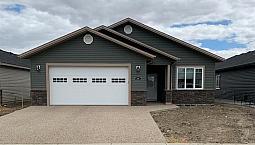 5730 55 Avenue Camrose, Alberta