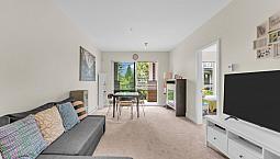 329 6628 120 Street Surrey, British Columbia