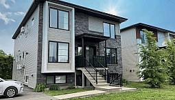 $409,000 - Condominium For Sale In Ste-marthe-sur-le-lac