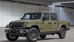 2026 Jeep Gladiator Sport S - $3,917 In Demo Savings!!