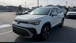 2025 Volkswagen Taos Comfortline | Backup Camera |