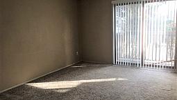 5816 - 56 Avenue - 3 Apartment For Rent