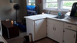 Downtown 1 Bdrm Apt - August 1St