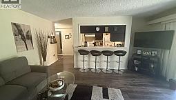 310 9867 Manchester Drive Burnaby, British Columbia