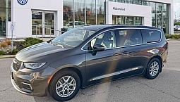 2023 Chrysler Pacifica Touring L | 3Rd Row Seating | 360? Camera