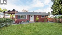 921 Wharncliffe Rd Duncan, British Columbia