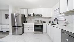 129 13710 67 Avenue Surrey, British Columbia